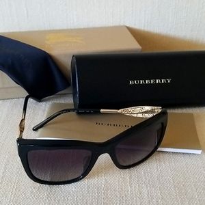 Burberry sunglasses
